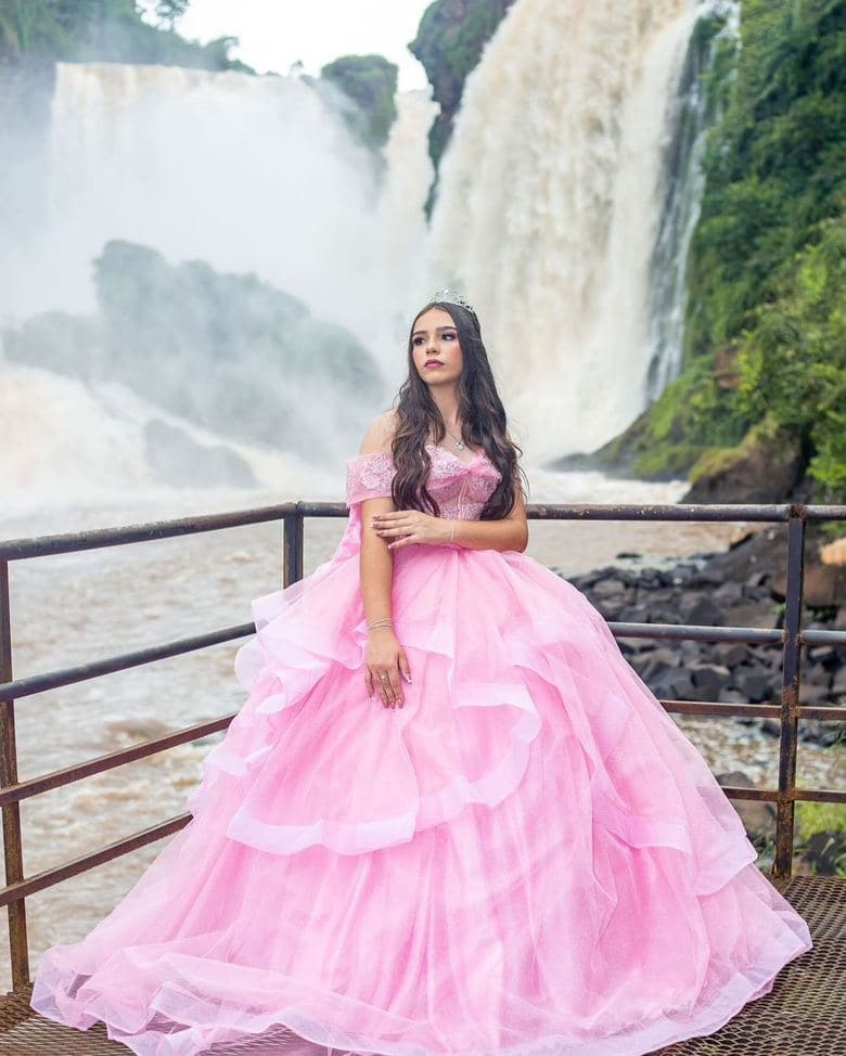 Costura de um corset em andamento